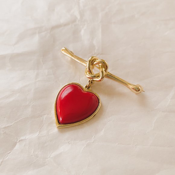 Unbranded Jewelry - Vintage Retro Cute Red Heart Love Charm Pendant Gold Bar Knot Dangle Brooch Pin